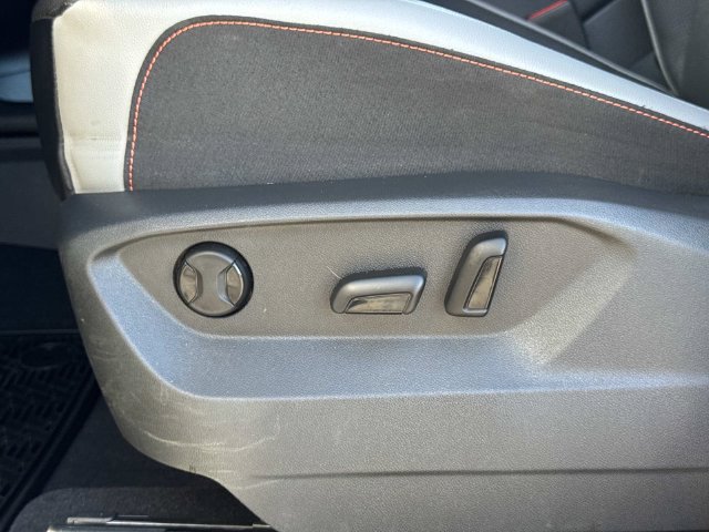 Certified 2024 Volkswagen Atlas Peak Edition SE AWD/4WD image 23