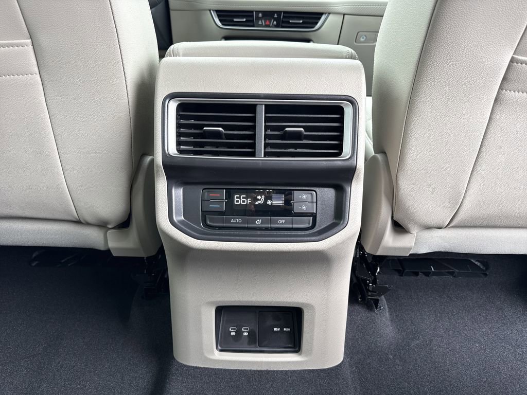 New 2026 Volkswagen Atlas SE image 25