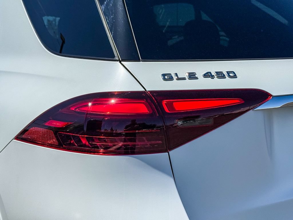 New 2026 Mercedes-Benz GLE 450 4MATIC image 9