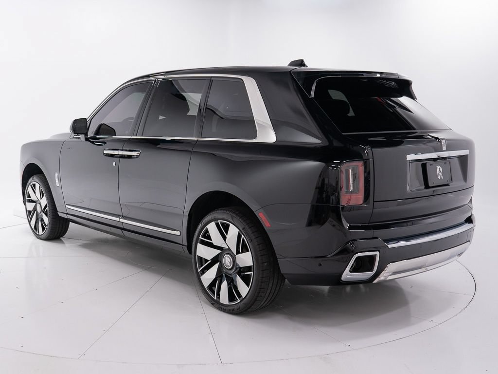 Certified 2026 Rolls-Royce Cullinan AWD/4WD image 3
