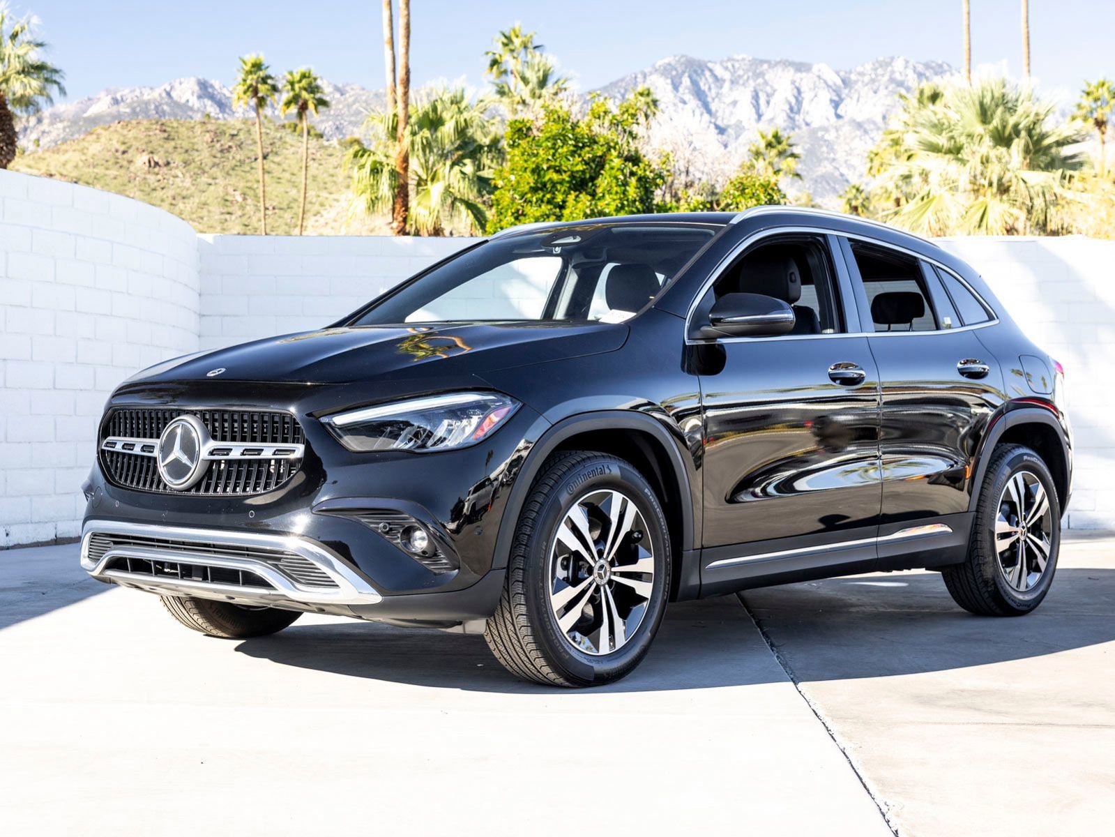 Used 2025 Mercedes-Benz GLA 250 image 1