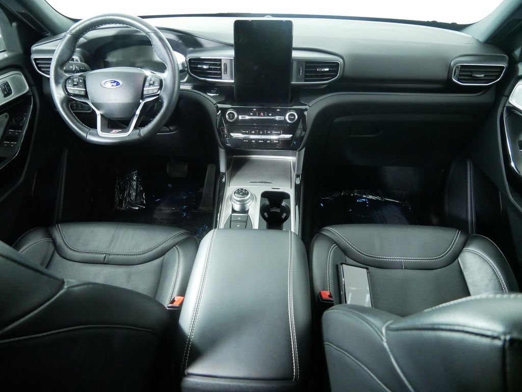 Used 2022 Ford Explorer ST w/ ST Street Pack image 19