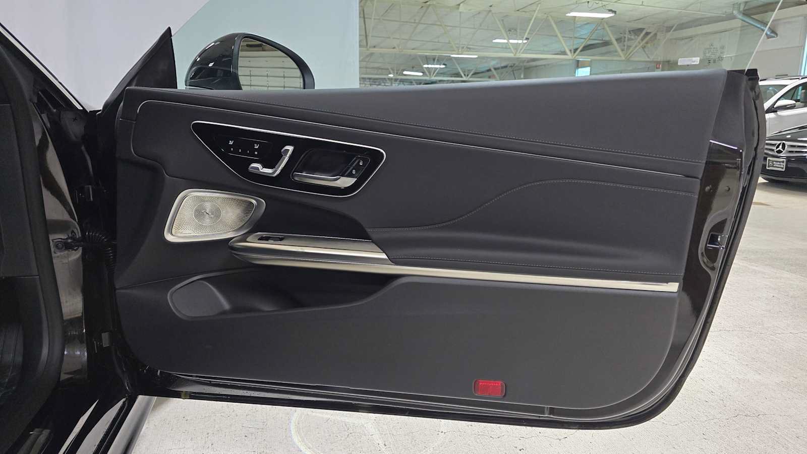 New 2026 Mercedes-Benz CLE 300 4MATIC Coupe image 11