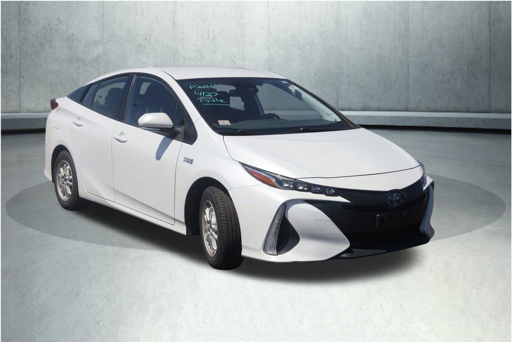 Used 2022 Toyota Prius Prime LE FWD image 7