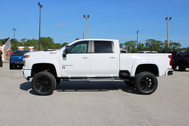 Used 2025 Chevrolet Silverado 2500 LT AWD/4WD image 6