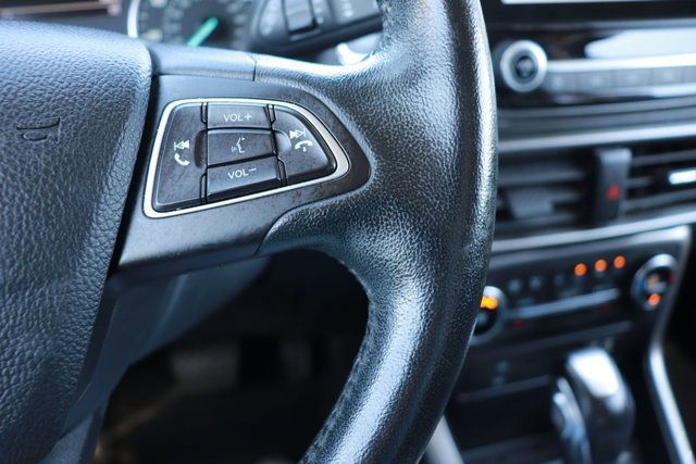 Used 2019 Ford EcoSport SE w/ SE Convenience Package image 21