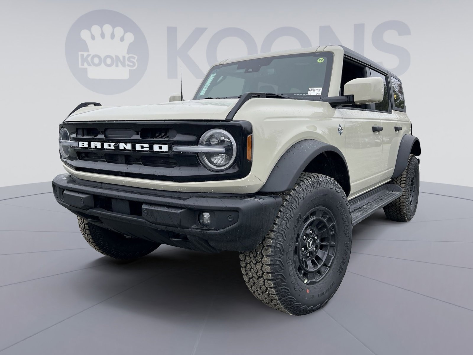 New 2026 Ford Bronco Outer Banks w/ Sasquatch Package