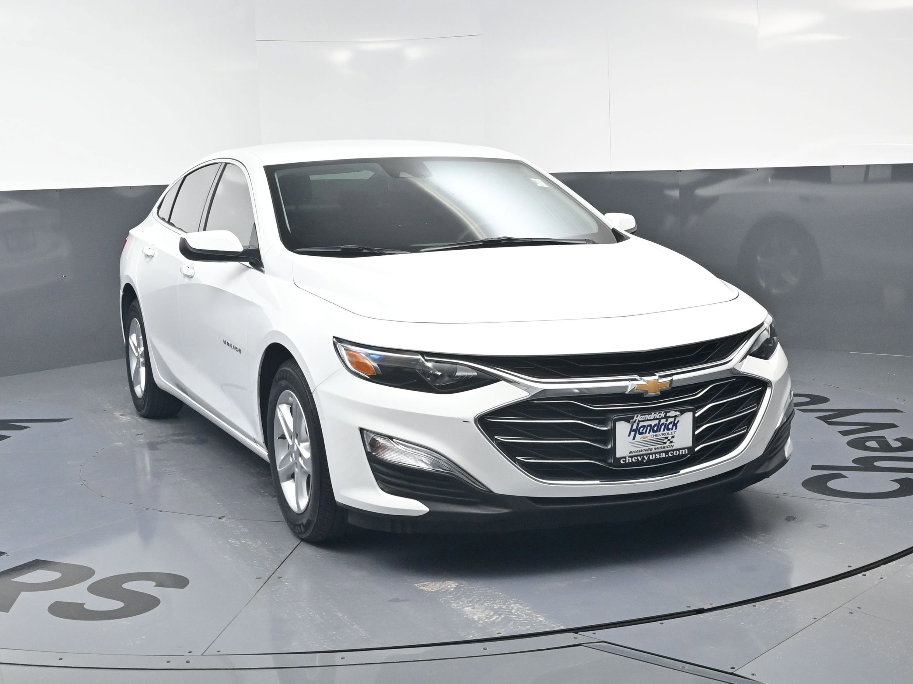 Used 2024 Chevrolet Malibu LS FWD image 3