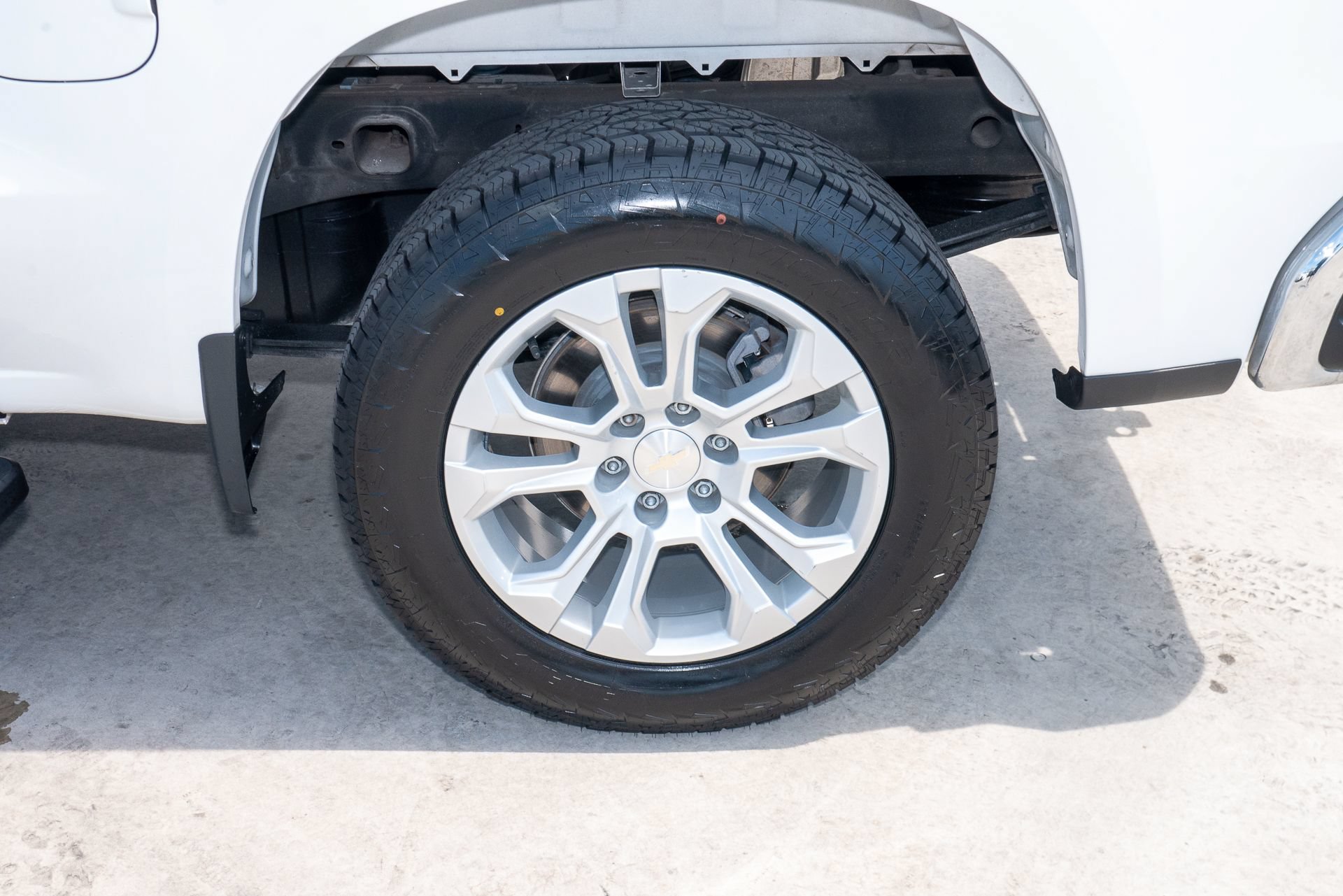 Used 2021 Chevrolet Silverado 1500 LT RWD image 36