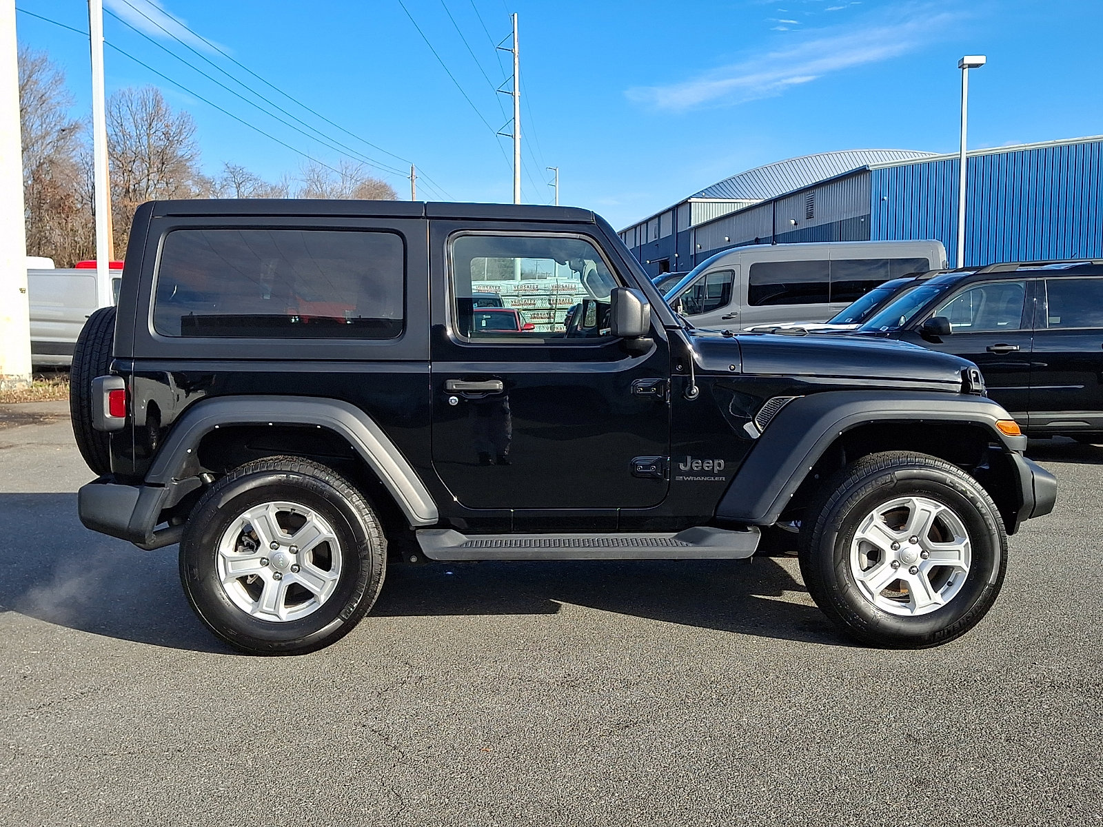 Used 2023 Jeep Wrangler Sport S image 12