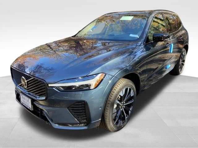 New 2026 Volvo XC60 B5 Ultra w/ Climate Package image 3