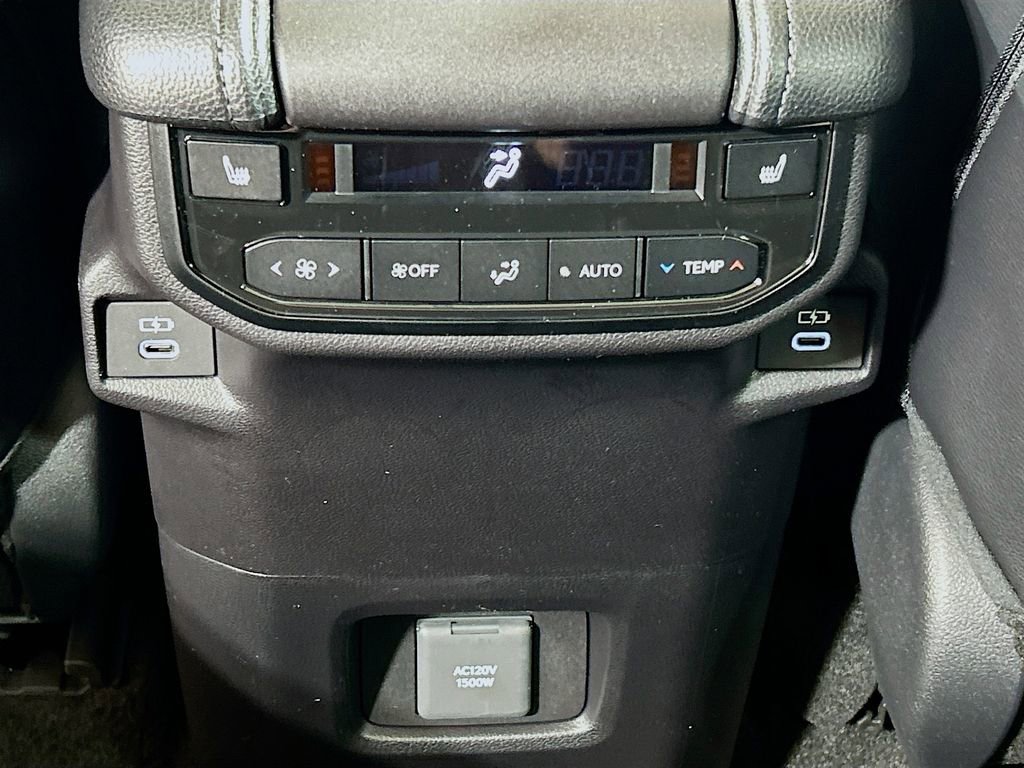 New 2026 Toyota Grand Highlander Nightshade Edition AWD/4WD image 25