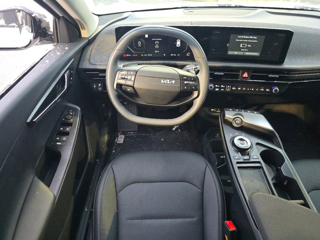 New 2025 Kia EV6 Wind image 23