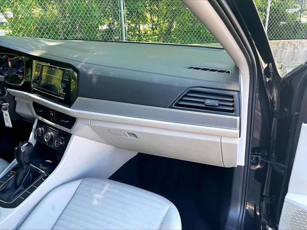 Certified 2023 Volkswagen Jetta S FWD image 13