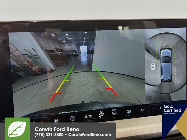 Certified 2023 Ford Escape SE w/ PHEV Premium Package image 17