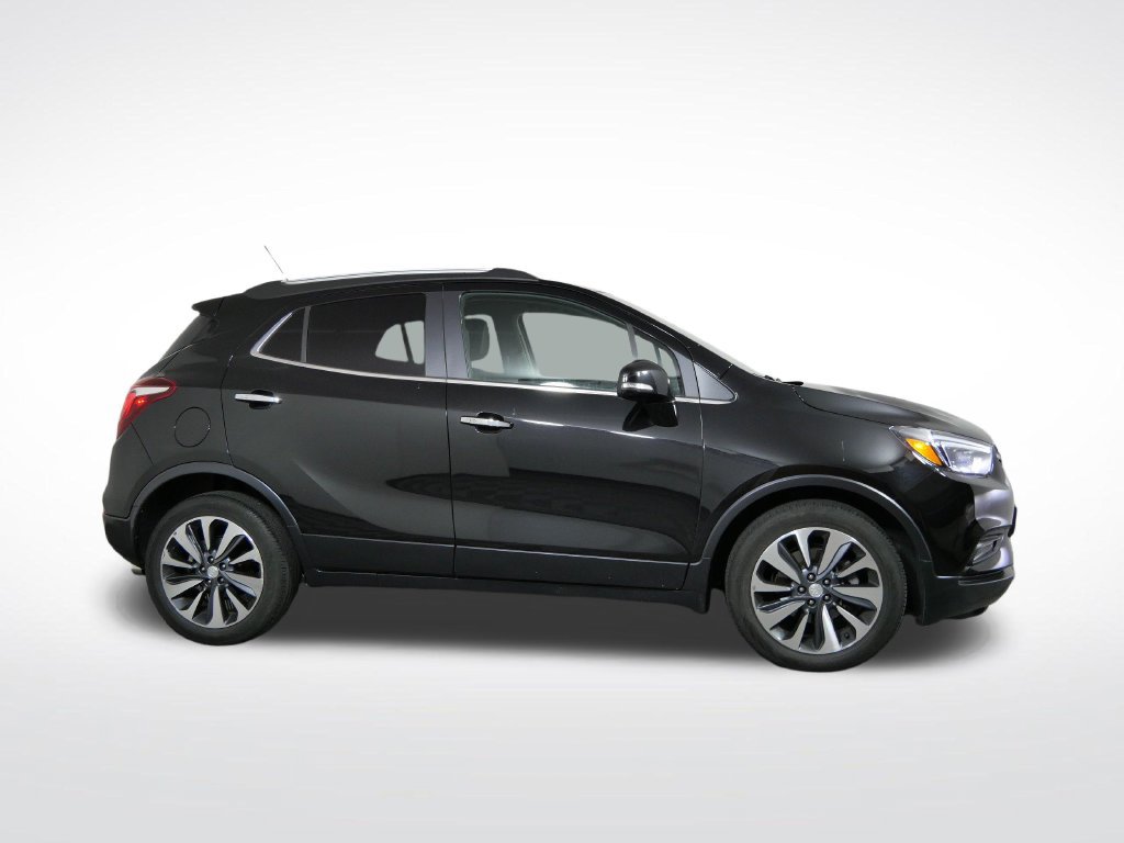 Used 2019 Buick Encore Essence FWD image 2