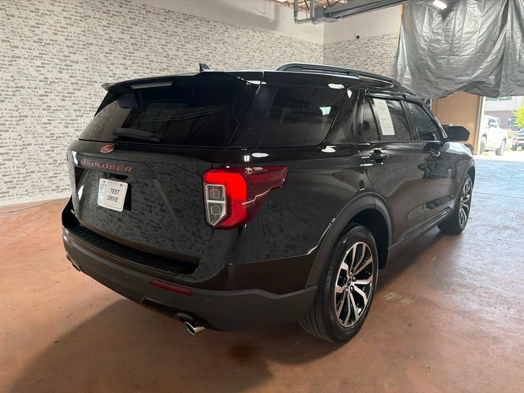 Used 2022 Ford Explorer ST-Line AWD/4WD image 7