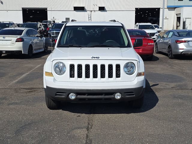 Used 2017 Jeep Patriot Sport w/ Power Value Group FWD image 3