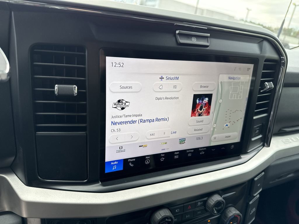 Used 2025 Ford F250 XLT w/ Black Appearance Package image 27