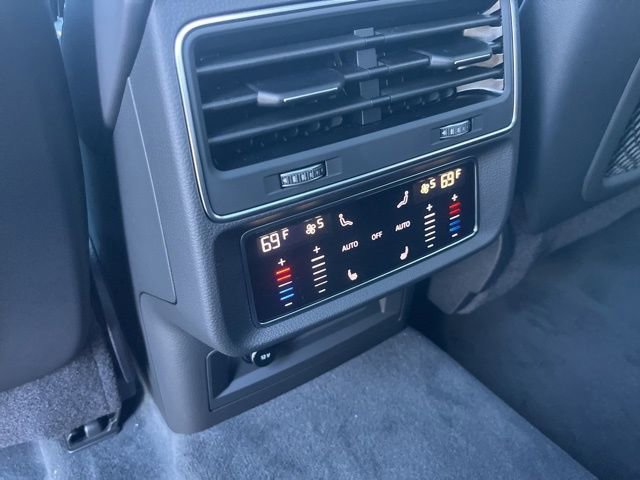 New 2025 Audi Q8 Premium Plus image 28