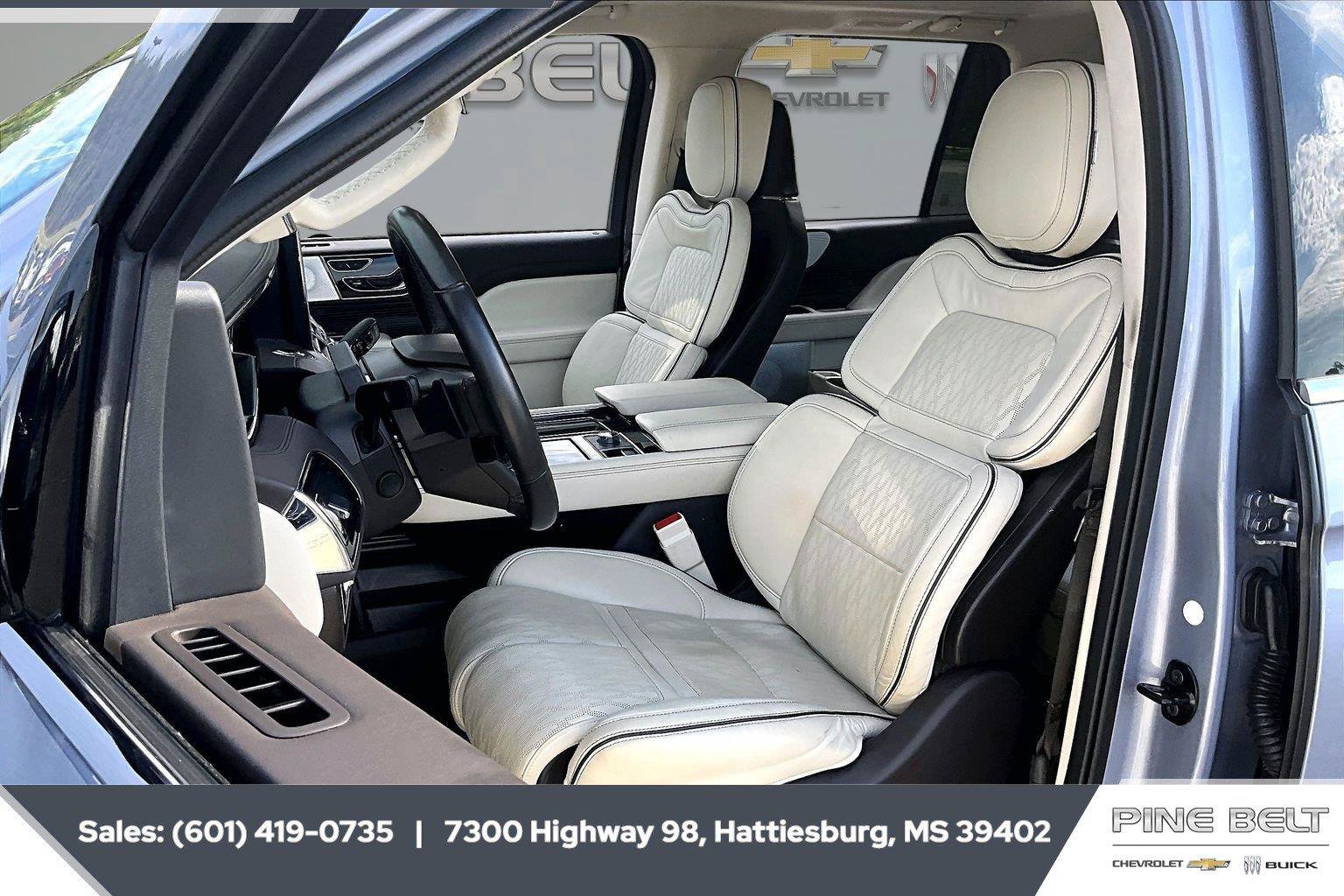 Used 2024 Lincoln Navigator Black Label AWD/4WD image 18