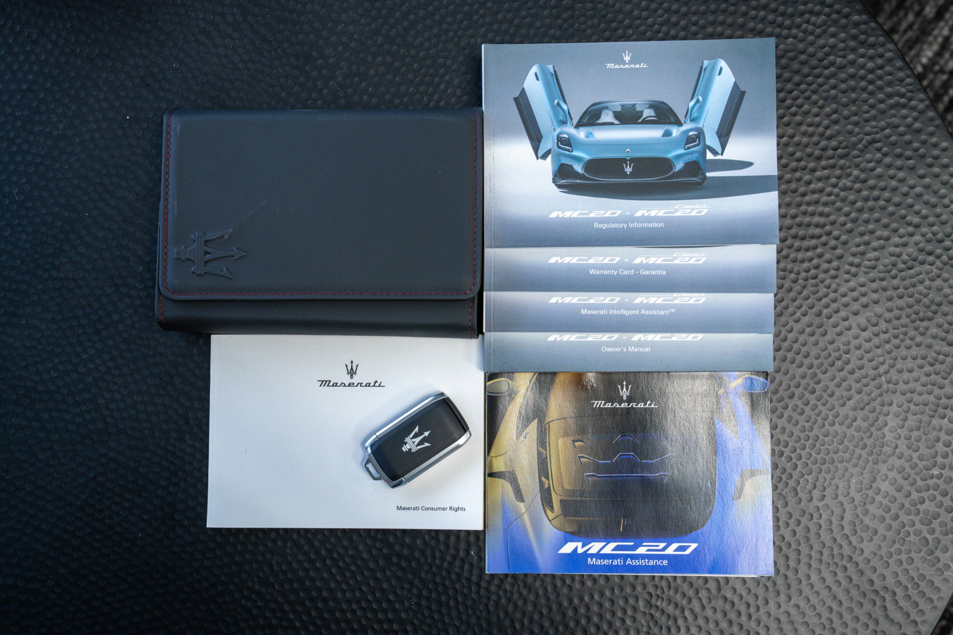Used 2023 Maserati MC20 Spyder RWD image 19