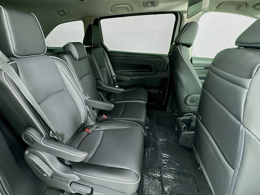 Certified 2026 Honda Odyssey Elite image 43