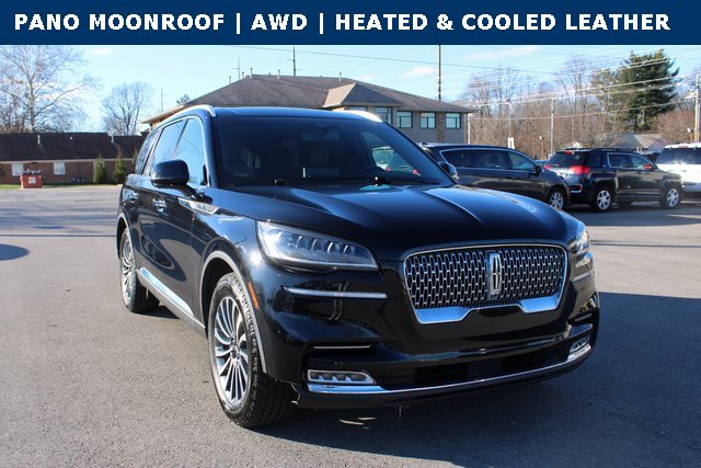 Used 2021 Lincoln Aviator Reserve w/ Elements Package Plus image 2