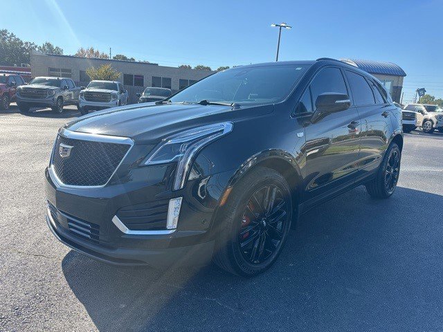 Certified 2022 Cadillac XT5 Sportv w/ LPO, ONYX Package