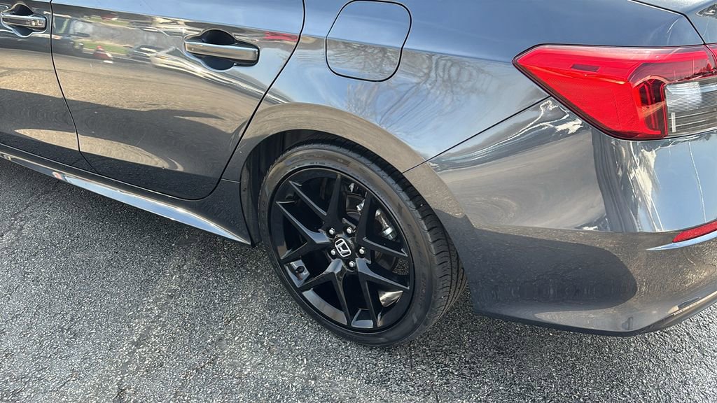 Used 2024 Honda Civic Sport image 9
