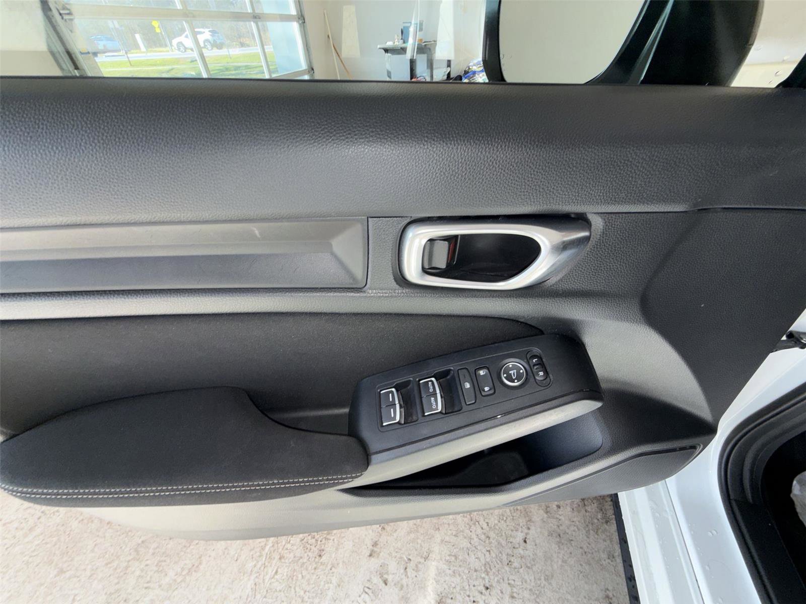 Used 2023 Honda Civic Sport image 15