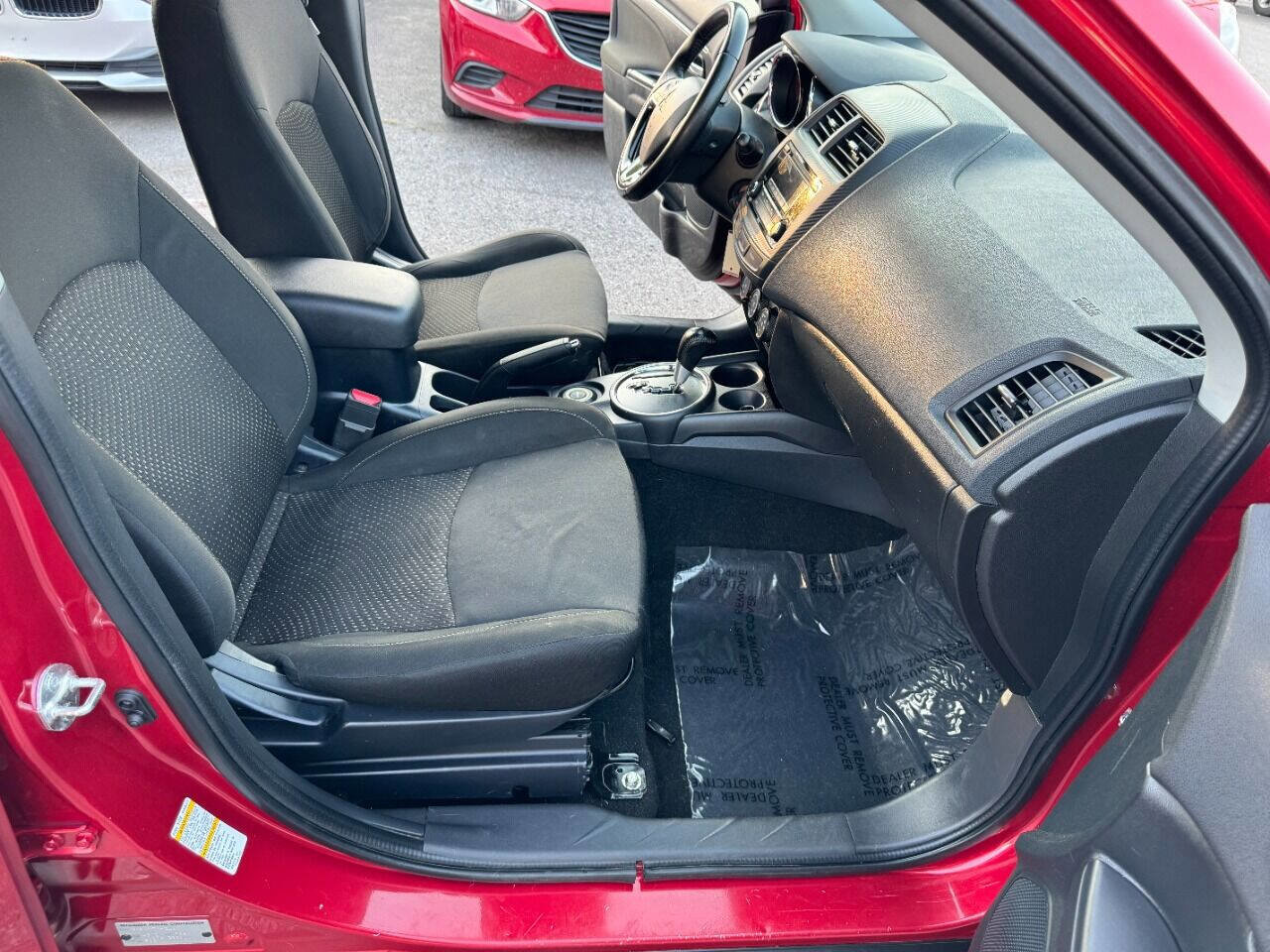 Used 2016 Mitsubishi Outlander Sport SE AWD/4WD image 18