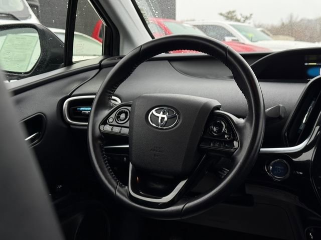 Used 2021 Toyota Prius Prime XLE w/ Carpet Mat Package (TMS) FWD image 18