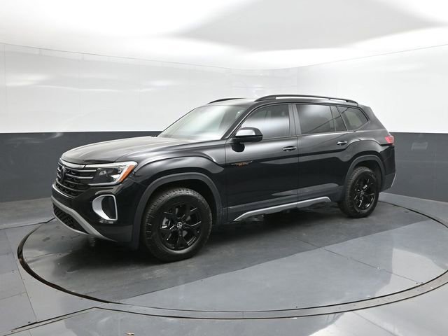 New 2026 Volkswagen Atlas Peak Edition image 1