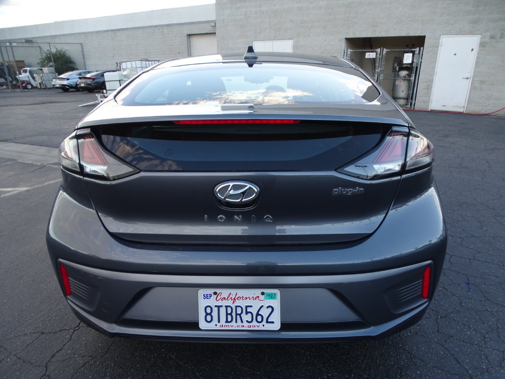 Used 2020 Hyundai Ioniq SE FWD image 5