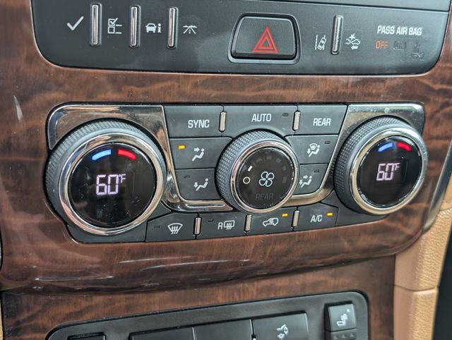 Used 2017 Buick Enclave Leather FWD image 18