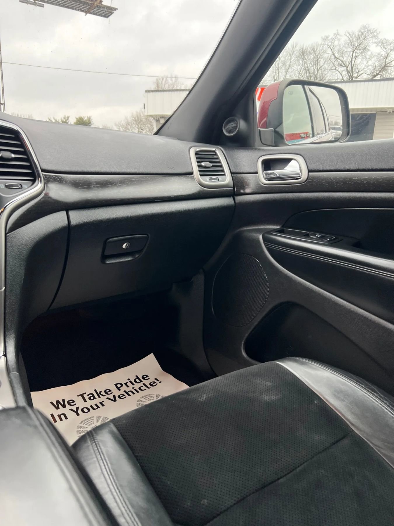 Used 2018 Jeep Grand Cherokee Laredo image 17