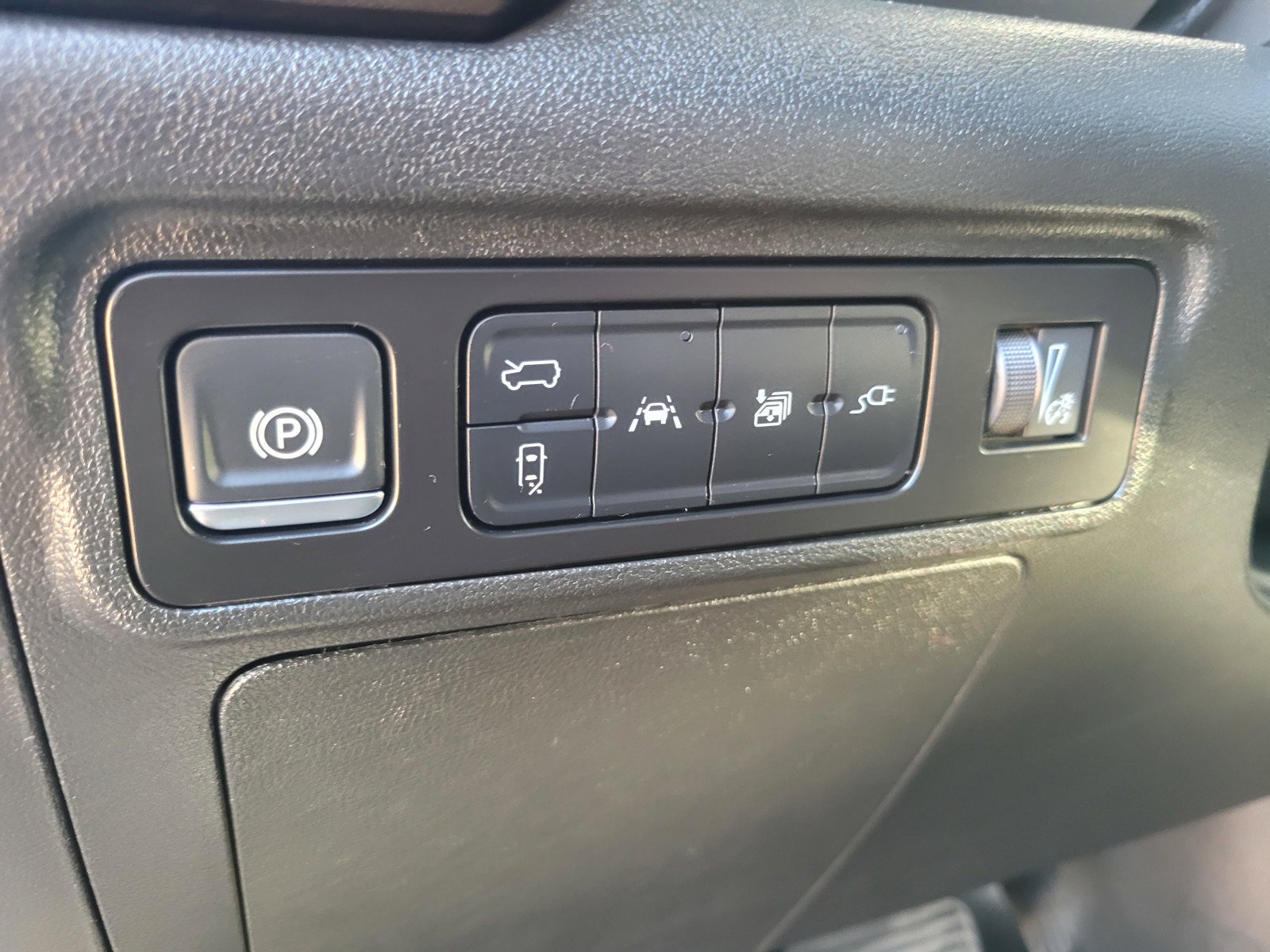 Used 2024 GMC Hummer EV 2X w/ Extreme Off-Road Package AWD/4WD image 16