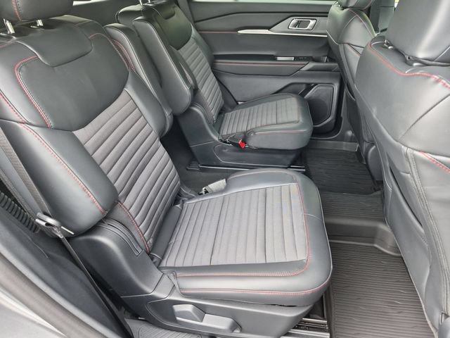 New 2026 Ford Explorer ST-Line w/ ST-Line Street Pack AWD/4WD image 21