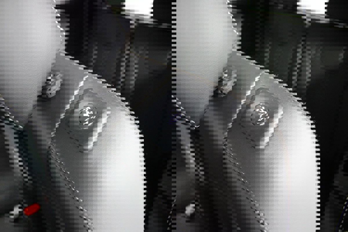 Used 2021 Kia Sorento S w/ Panoramic Sunroof Package image 30