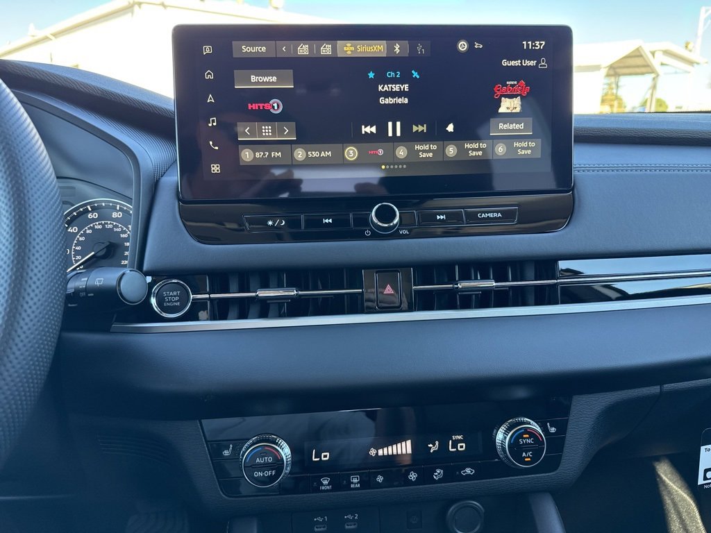 New 2025 Mitsubishi Outlander SE image 16