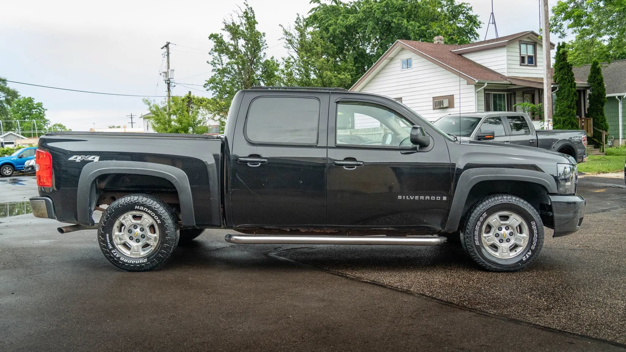Used 2007 Chevrolet Silverado 1500 LTZ w/ Safety Package AWD/4WD image 6