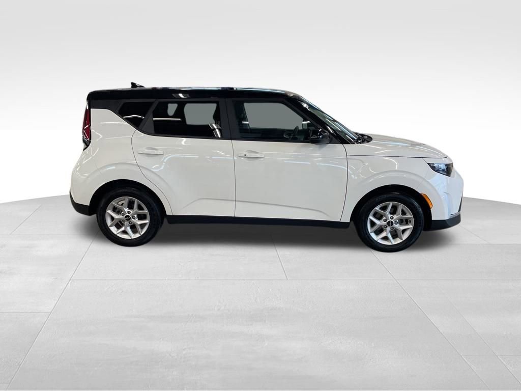 Certified 2023 Kia Soul S image 36