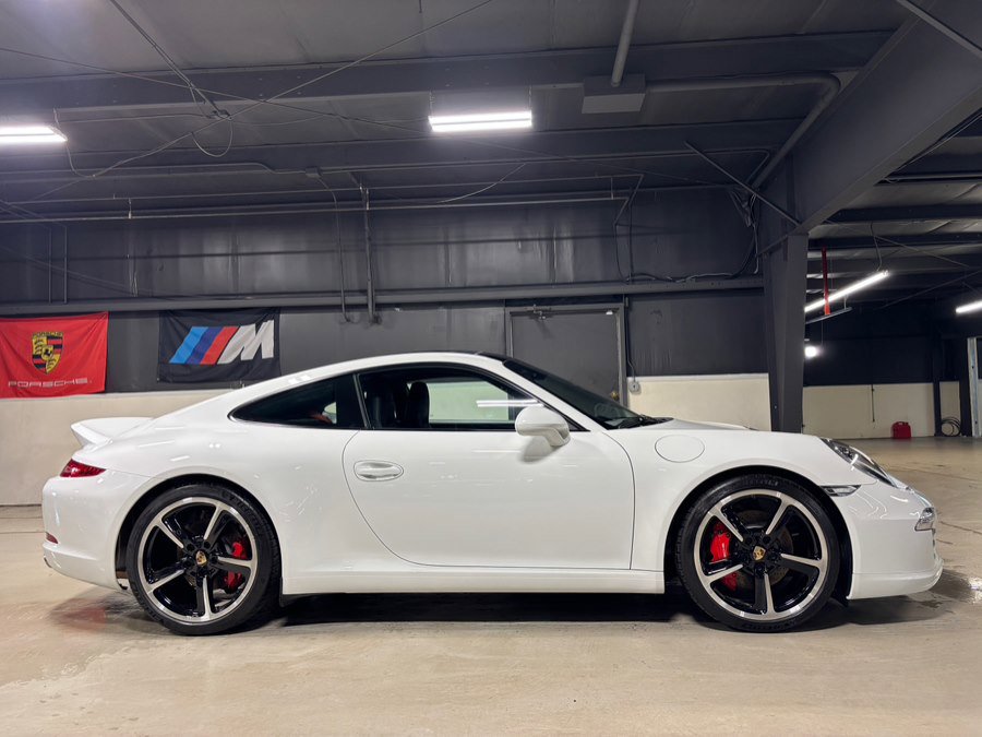 Used 2015 Porsche 911 Carrera S RWD image 1