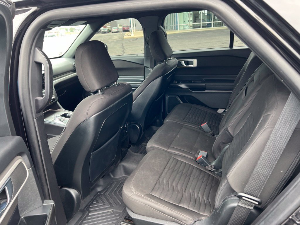Used 2020 Ford Explorer XLT AWD/4WD image 7