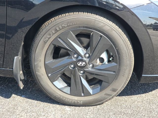 Certified 2023 Hyundai Elantra SEL w/ Cargo Package image 22