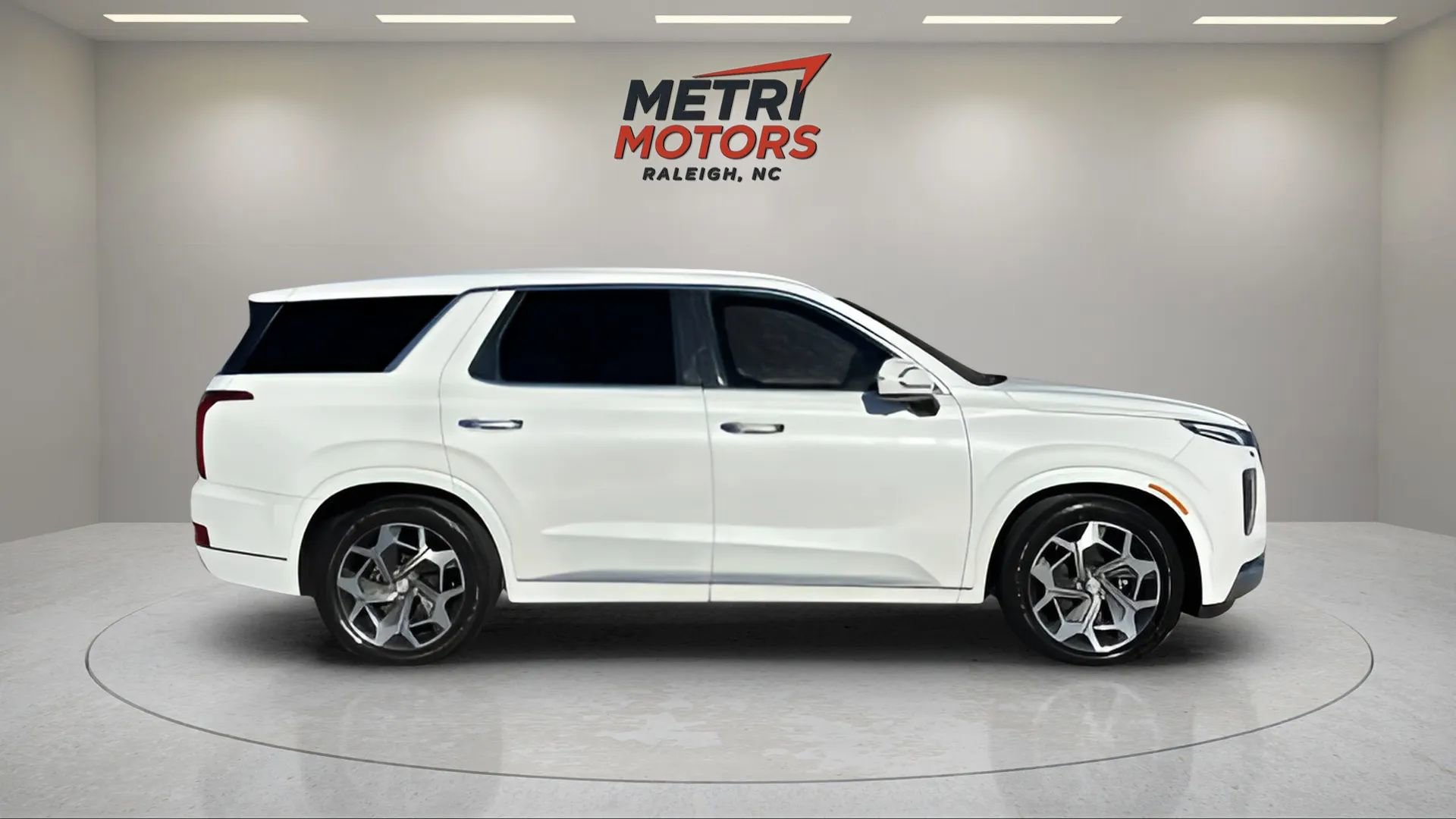 Used 2021 Hyundai Palisade Calligraphy image 8