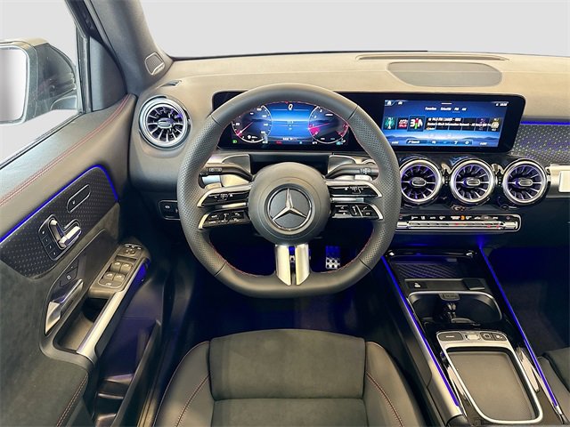 New 2025 Mercedes-Benz GLB 250 4MATIC image 5
