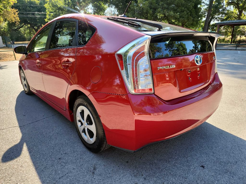 Used 2014 Toyota Prius Three FWD image 5