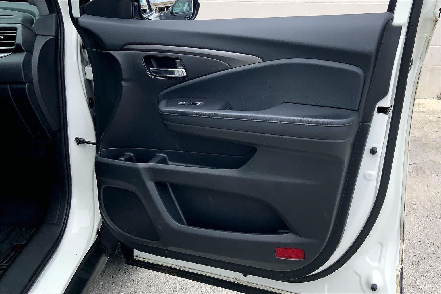 Used 2018 Honda Pilot EX-L image 28